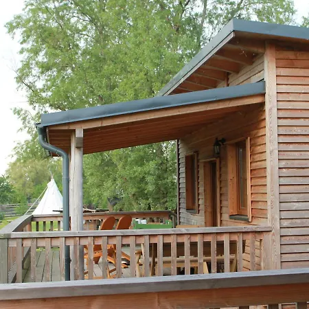 بيت للعطل Rustikales Horse Lake Ranch Haus 2 Neuendorf (Saal)